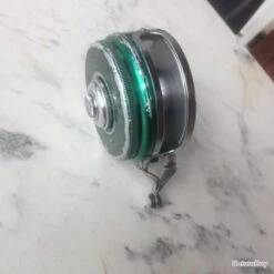 Moulinet Mouche ABEILLE LA SOIE PARIS.(baisse De Prix). -Pêche Produits Magasin 00004 Moulinet mouche ABEILLE LA SOIE PARIS