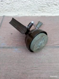 MOULINET COLLECTOR TRES RARE . LUXOR RELAX CAPOTE EN PARFAIT ETAT DE FONCTIONNEMENT . -Pêche Produits Magasin 00005 MOULINET COLLECTOR TRES RARE . LUXOR RELAX CAPOTE EN PARFAIT ETAT DE FONCTIONNEMENT