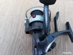 MOULINET MITCHELL FULL COTROL 200 . DEUX BOBINES . PARFAIT ETAT . -Pêche Produits Magasin 00006 MOULINET MITCHELL FULL COTROL 200 . DEUX BOBINES . PARFAIT ETAT