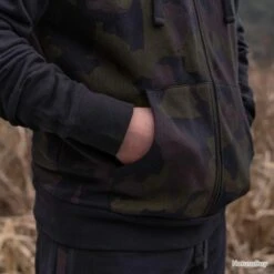 Avid Carp Distortion Onesie XXL -Pêche Produits Magasin 00008 Distortion Onesie XXL